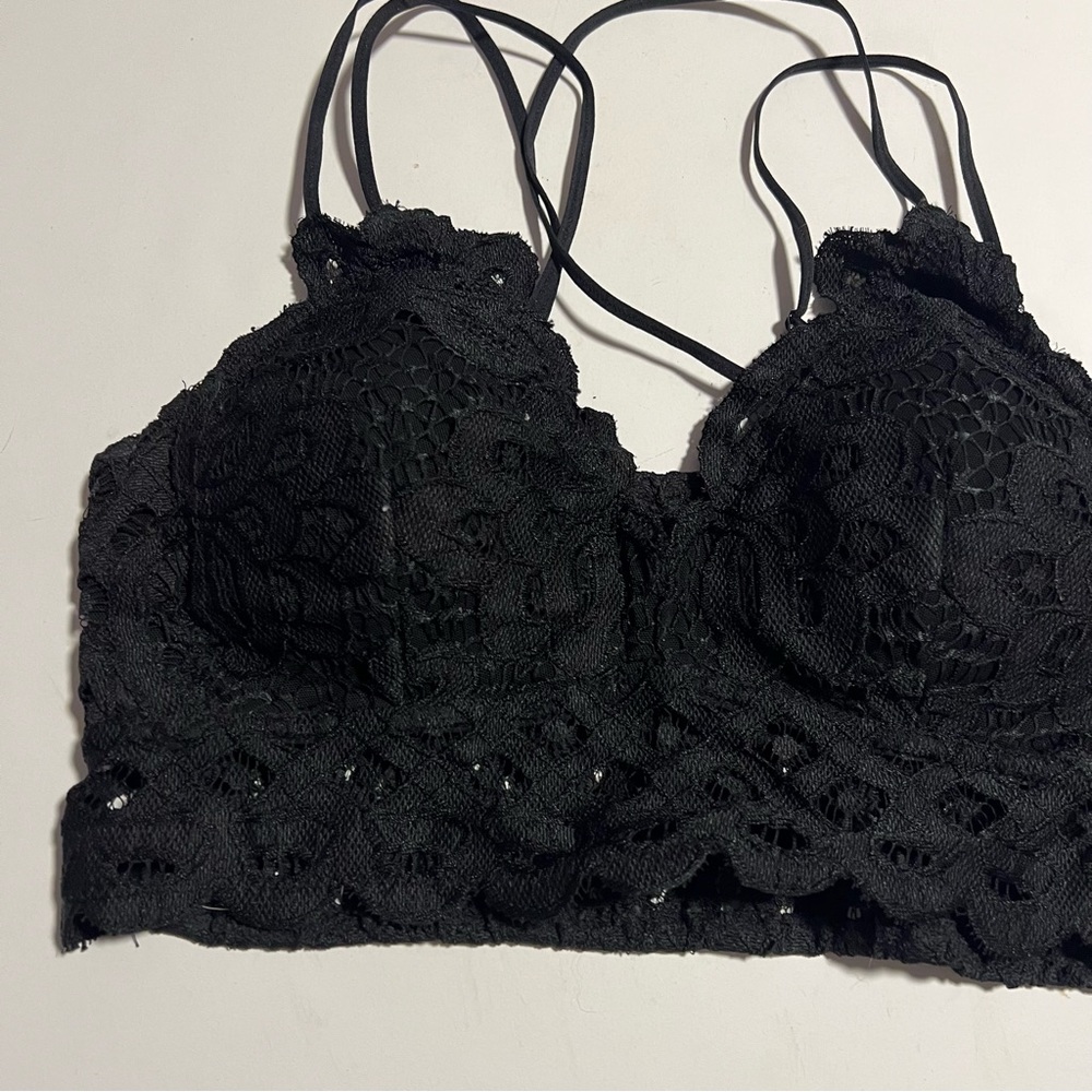 Wishlist Lace Padded Bralette - Picture 6 of 7